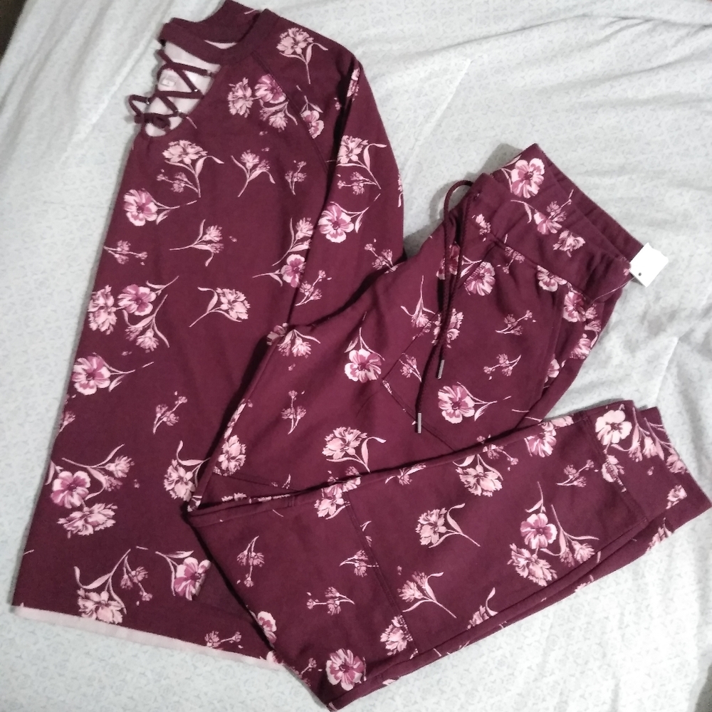Sweat Shirt Joggers Set Floral Print